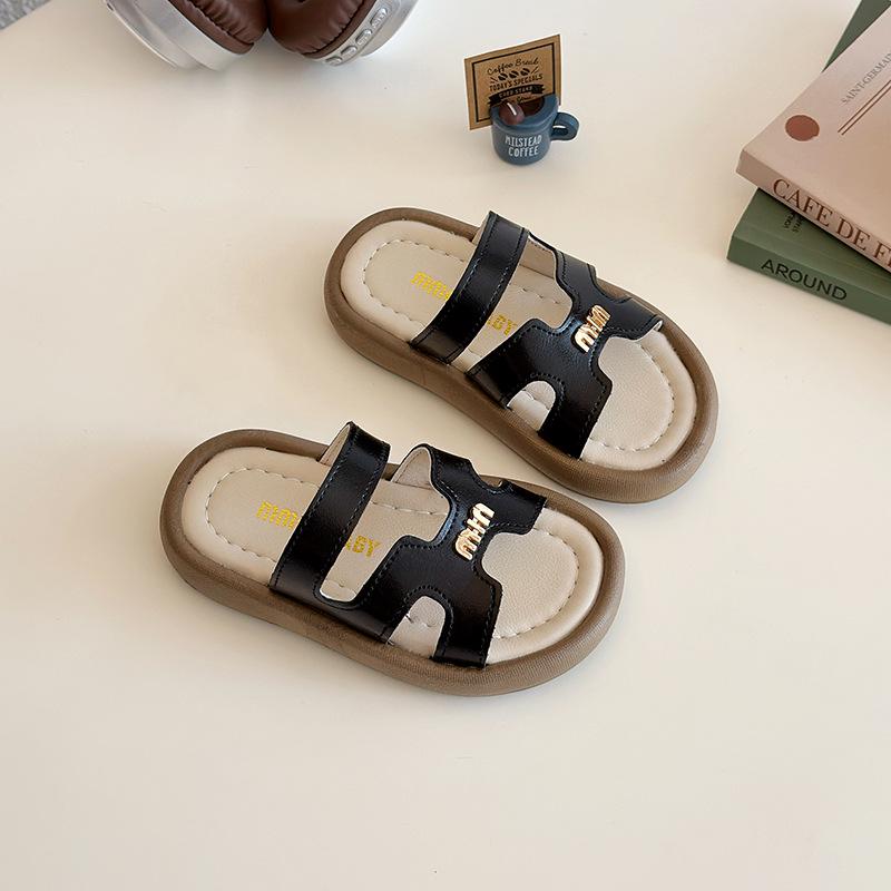 Kids' Summer Comfort Slippers: Soft Sole, Wear-Resistant, Trendy One-Strap Flats for Boys & Girls.