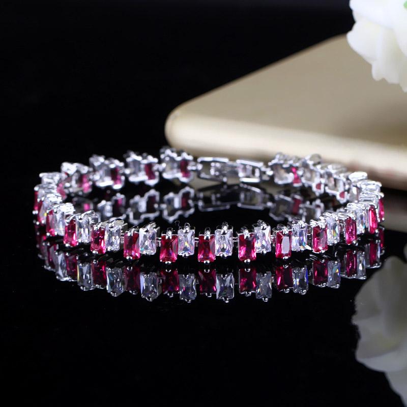 

Pera 9 Цветов Модные Женские Вариант Большой Квадратный Зеленый Циркон Соединенные Посеребренные Звенья Цепи Браслеты для Рождественского Подарка B118 красный