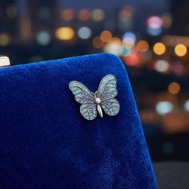 Vintage Crystal Butterfly Brooches For Women Unisex Insect Pins Casual Party Accessories New Gifts Friends