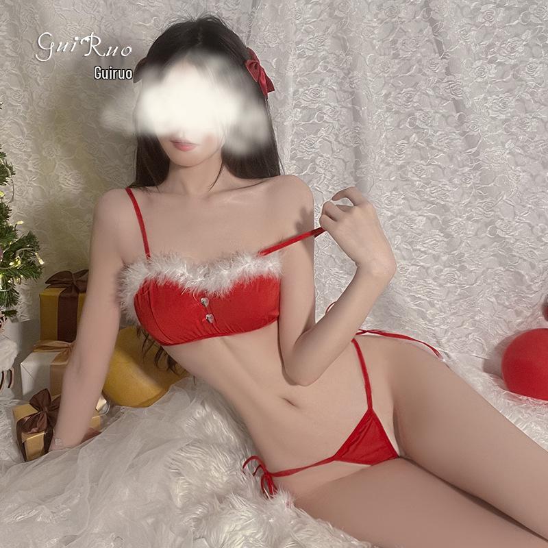 Elegant Lingerie Set: Seductive Open Crotch Thong Christmas Costume (Three-Piece)