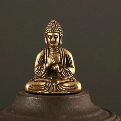 Mini Portable Vintage Laiton Statue de Bouddha Poche Figurine Bouddha Assis Sculpture Ornement Décoratif Miniature pour Maison Bureau