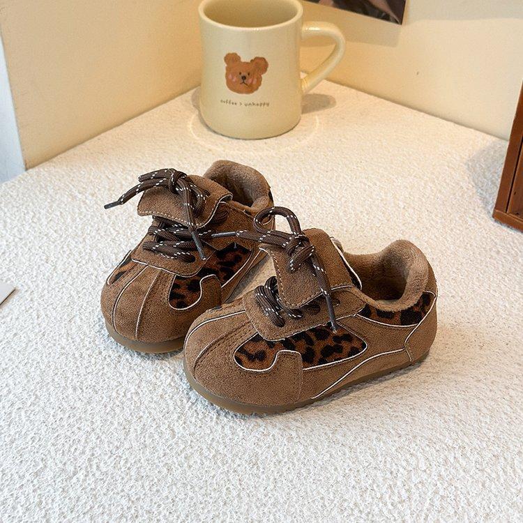 Children's retro leopard print training shoes 2025 winter new girls velvet casual shoes boys two cotton sports shoes