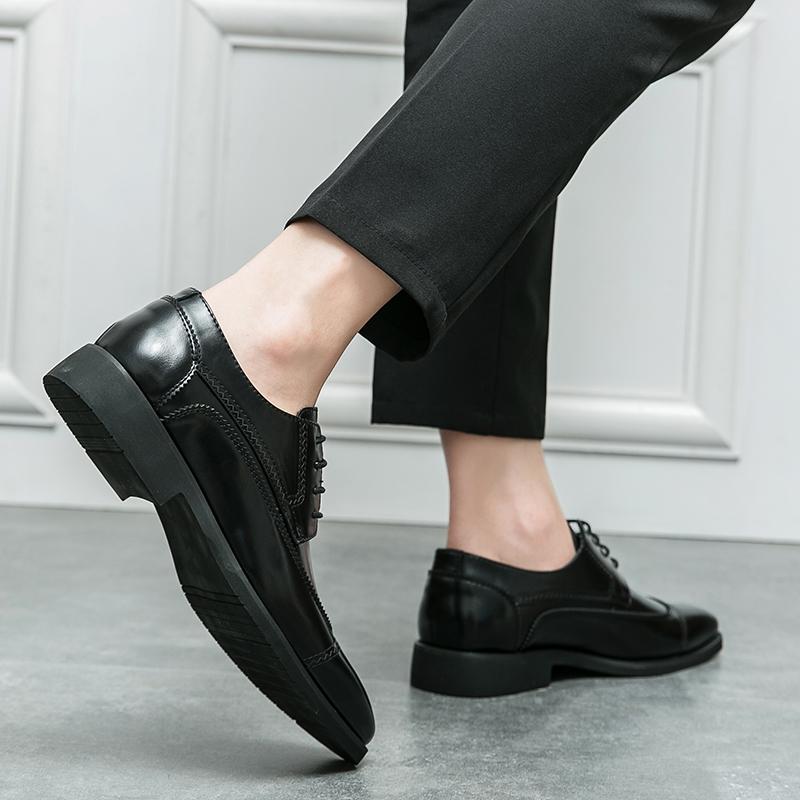 Fashion Men Retro Formal Shoes PU Black and White Men Luxury Party Office Busines Block Shoes Gentleman Social Shoe Size 38-46 Men Shoes