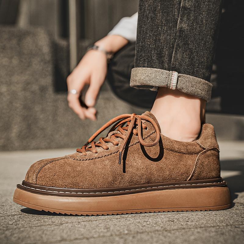 Retro Brown Men's Casual Sneakers Fashion Lace-up Men Tooling Shoes Comfortable Leather Suede Sneakers Man Zapatillas Hombre New
