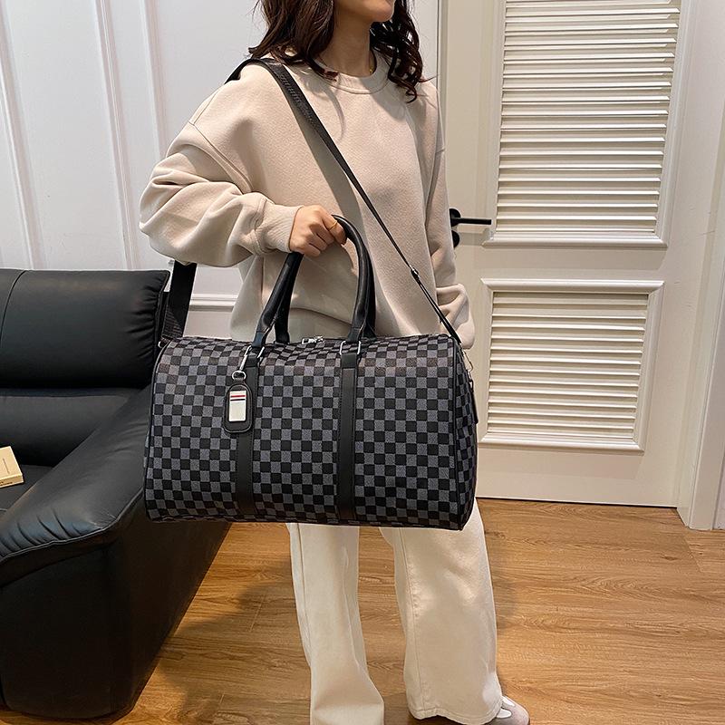 2025 Stylish Large-Capacity Hand Luggage Duffle for Business and Leisure Travel