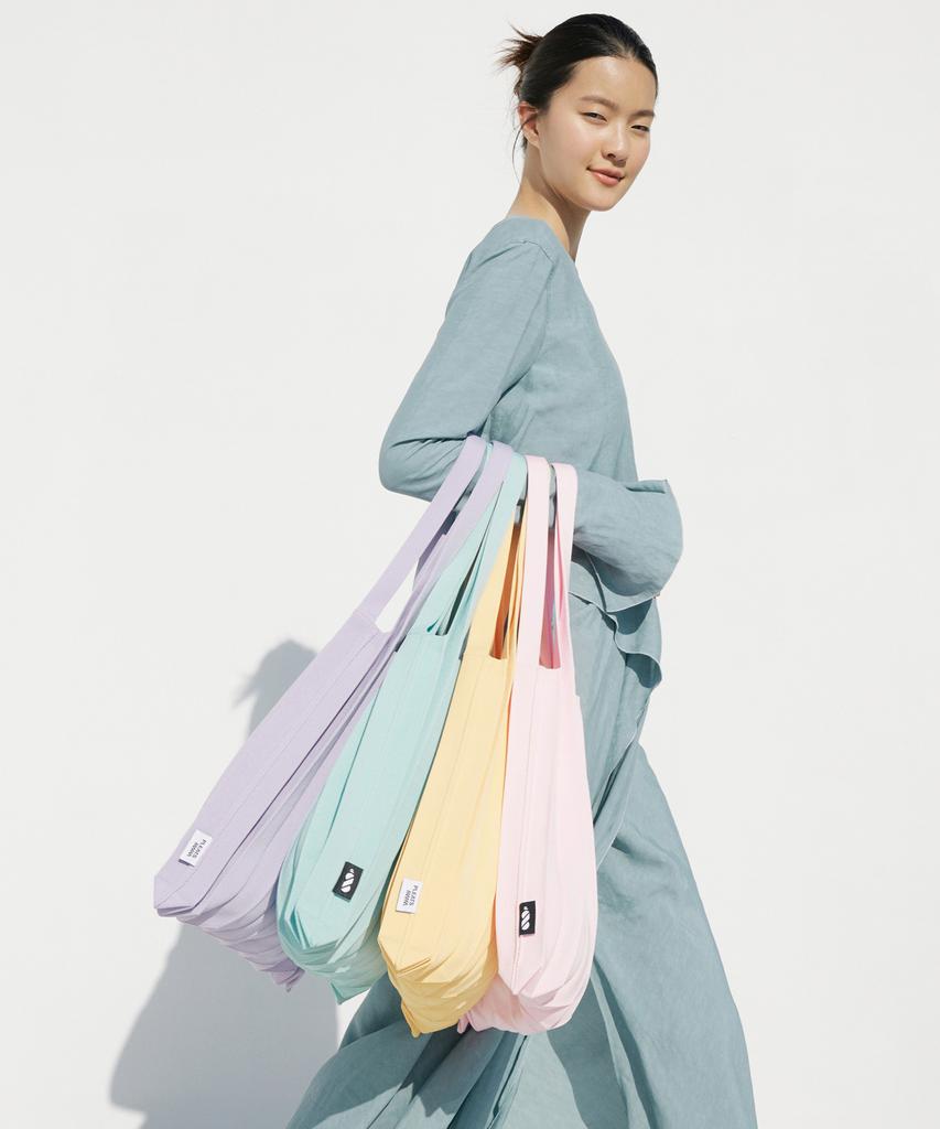 Pleatsmama Shoulder Bag Mango Gold