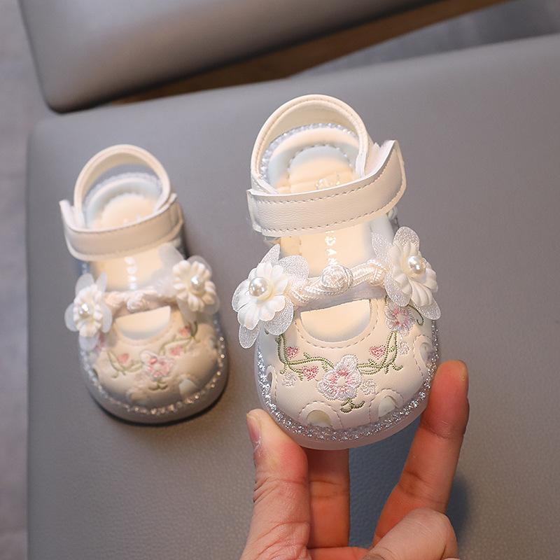 Fashion Girls' Shoes Summer New Child Shoes Simple Embroidered Sandal Soft Soled Girls Sandals  Anti Slip Baby Walking Shoe