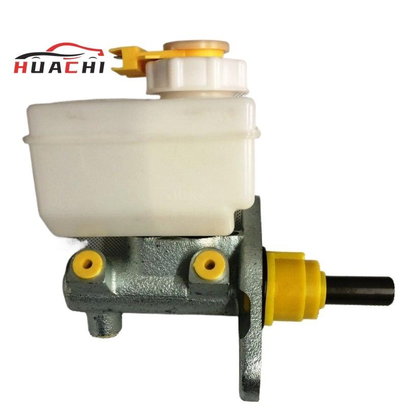 LR013018 SJC100460 Brake Master Cylinder For Land Rover Defender Cabrio Defender Pick-up Pritsche Fahrgestell 2007-2016