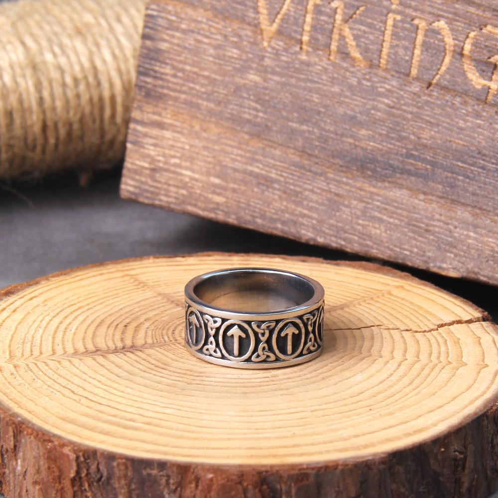 Never Fade Viking Rune Stainless Steel Ring Smooth Fashion Nordic Amulet Jewelry Gift with Wooden Box