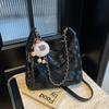 Large-capacity bag women's autumn and winter versatile new leisure chain shoulder messenger bag commuter tote bag