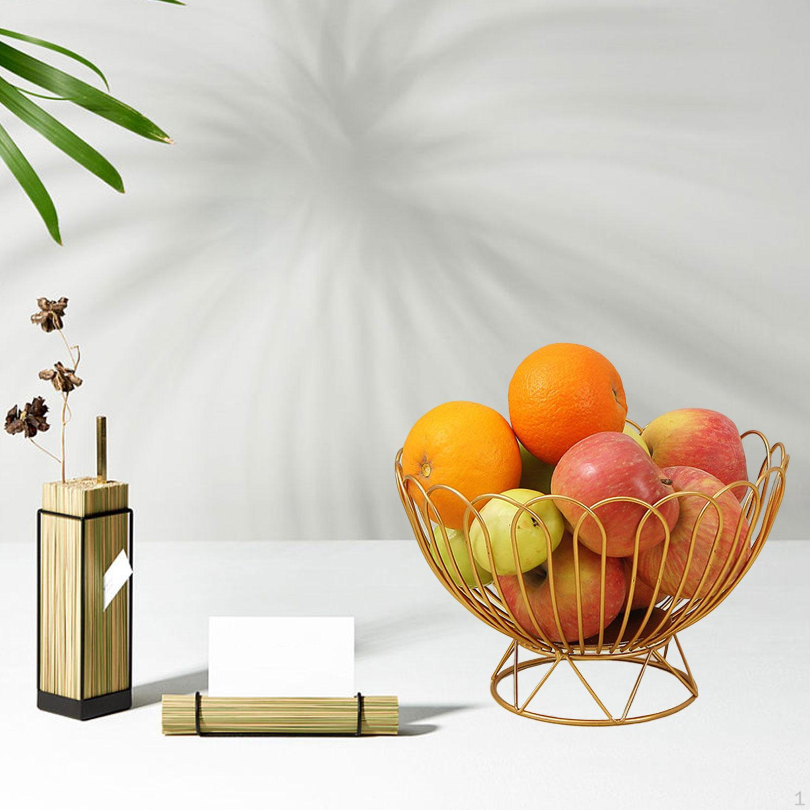 Современная металлическая фруктовница для элегантной сервировки стола Aureate