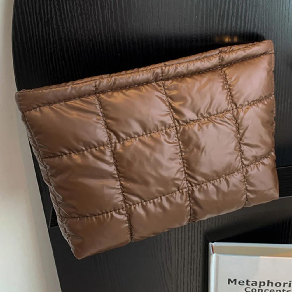 Women Cosmetic Pouch Padded Quilted Toiletry Bag Large Capacity Makeup Organizer Bag Solid Color Travel Cosmetic Bag