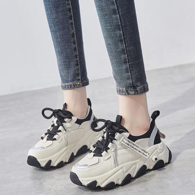 2025 Primavera Estate Scarpe da Ginnastica Goffo da Donna Scarpe in Rete Marchio da Donna Moda Sneakers Traspiranti Piatte Antiscivolo Suola Spessa 3cm