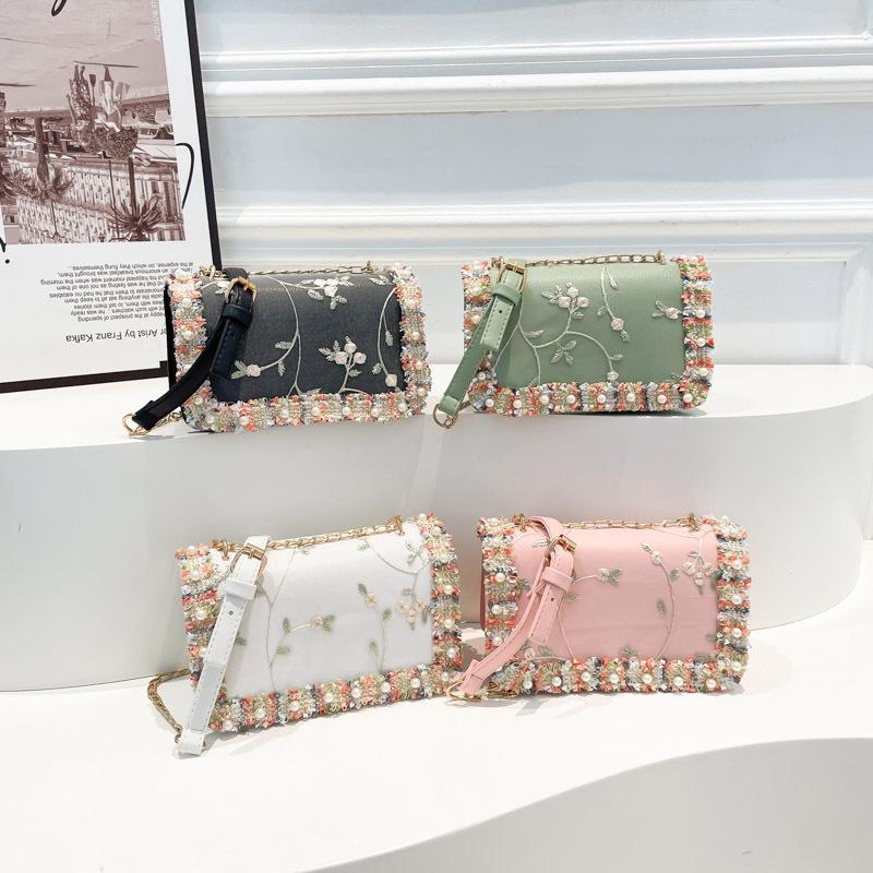 Korean Style Lace Crossbody Chain Bag for Women - Fashionable and Trendy Small Handbag