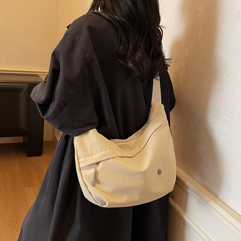 Lightweight Nylon Crossbody Bag for Women – Sleek & Water-Resistant Design with Adjustable Strap, Perfect for Daily Use