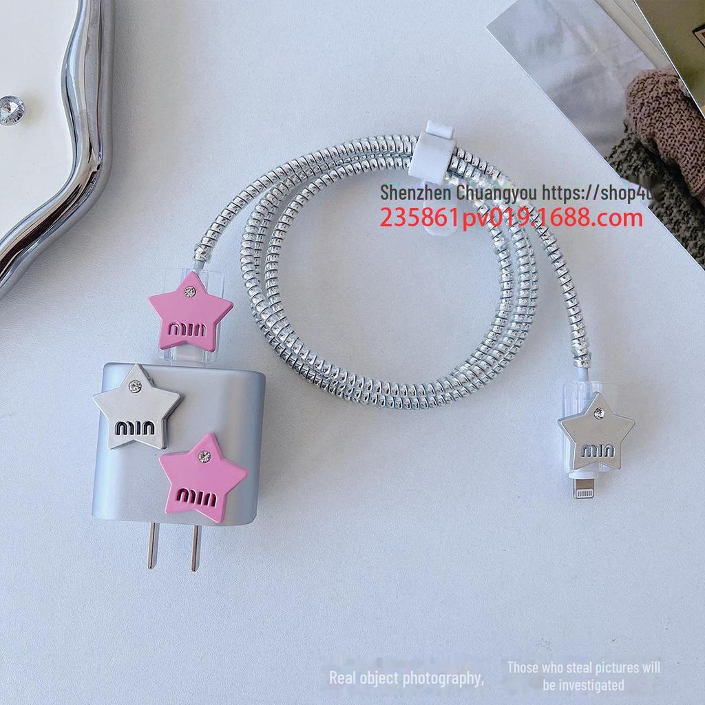 Silver Heart Apple 15 Pro Max Data Cable Protective Cover for iPhone 14 - 20W Fast Charging Soft Shell