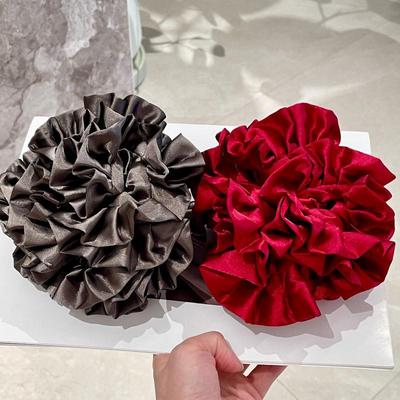Koreanischer Stil MONA Florales Satin Plissee Scrunchie für Dutts