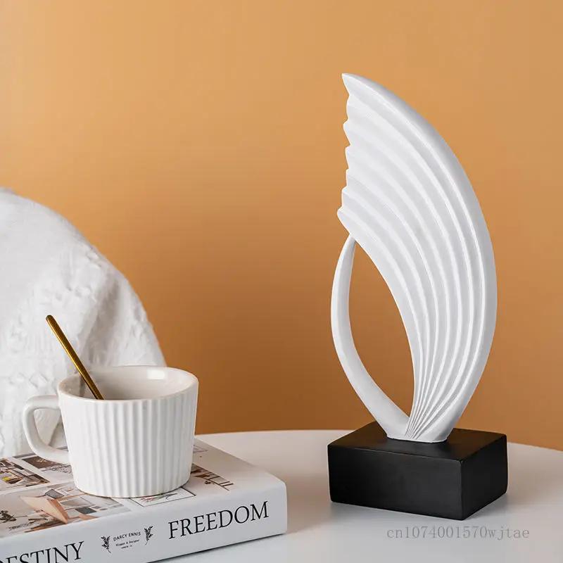 Creative Modern Luxury Resin Decor White Golden Sailing Home Living Room Office Bookcase TV Cabinet Desktop Study Decoration 1Pc