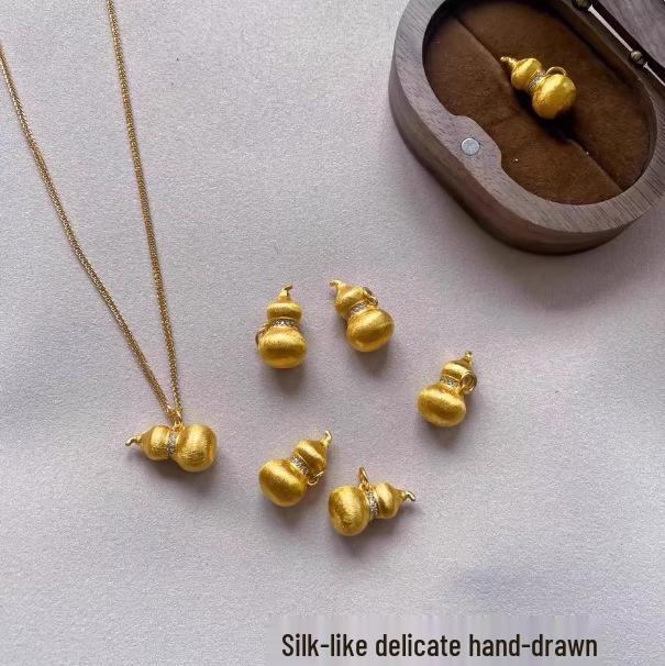 Luxury French Brushed Gourd Necklace for Women, Versatile Collarbone Chain