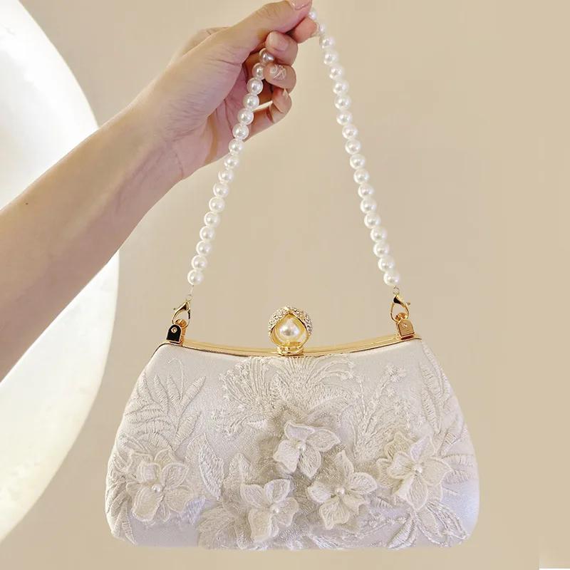 Kadınlar için İnci Zincir Çantalar İşlemeli Beyaz Cheongsam Kadın Clutch Çanta Lüks Akşam Çantaları Omuz Çantaları Düğün Balo Parti