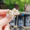 Exquisite Sweet Pearl Texture Jasmine Flower Plants Brooches for Women High Quality Party Daily Wear Banquet Temperament Jewelry
