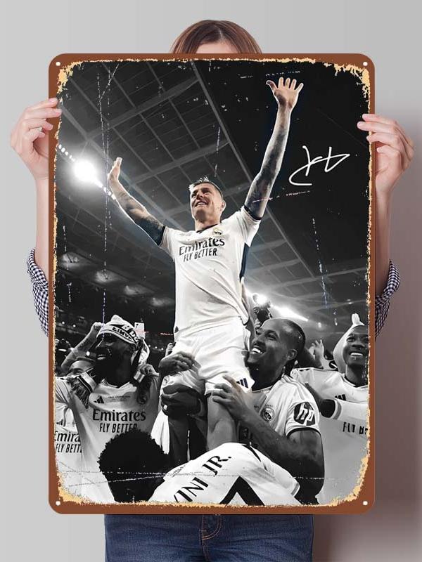 Toni Kroos Posters Football Player Sign Gamer Room Decoration Custom Metal Tin Signs for Room Wall Art Decoration Bathroom Decor