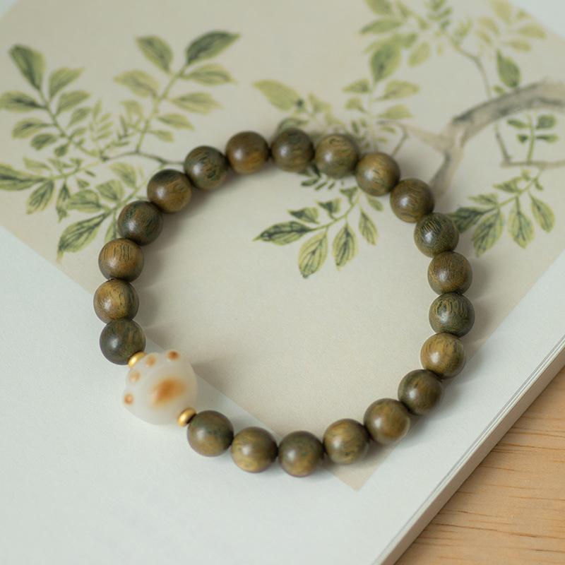 

Vintage-style green sandalwood and charcoal-burned Bodhi cat bracelet, forest-themed handcrafted item for couples, suitable for students and couples, Charcoal-burned Bodhi Roo