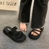 Internet Celebrity Popular Slippers Muffin Bottom Beach Cool Slippers Women Wear 2025 Summer New Solid Color Sandals Stepping On Shit Feeling