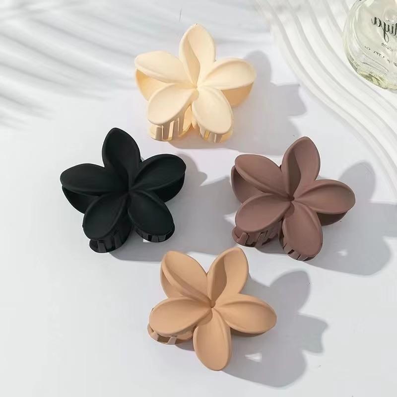 1/2Pcs Gradient Colored Flower Acrylic Hair Claws Clip Women Girls Sweet Hairpins Beach Hawaiian Style Hair Accessories