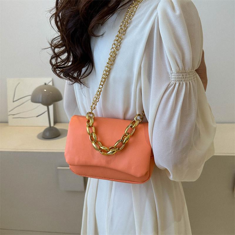 Stylish Vintage Chain Bag For Women Trendy Small Square Crossbody Handbag Options