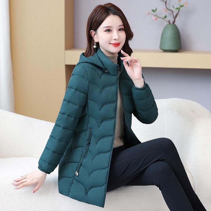 Down cotton-padded clothes for women's winter fashion medium and long cotton-padded clothes, slim and thin, thickened large-size cotton-padded jacket.
