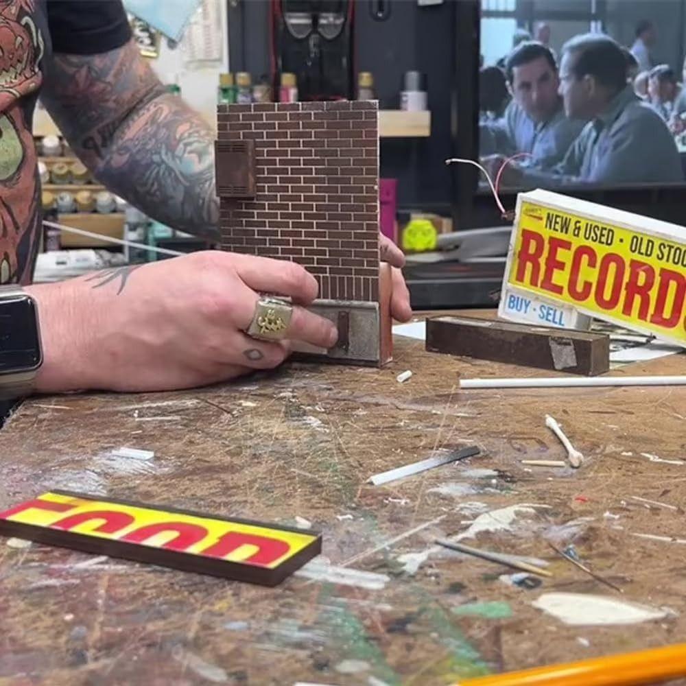 3D Miniature Record Store Retro Wall Light Retro Record Player Wall Light  Record Collector Gift