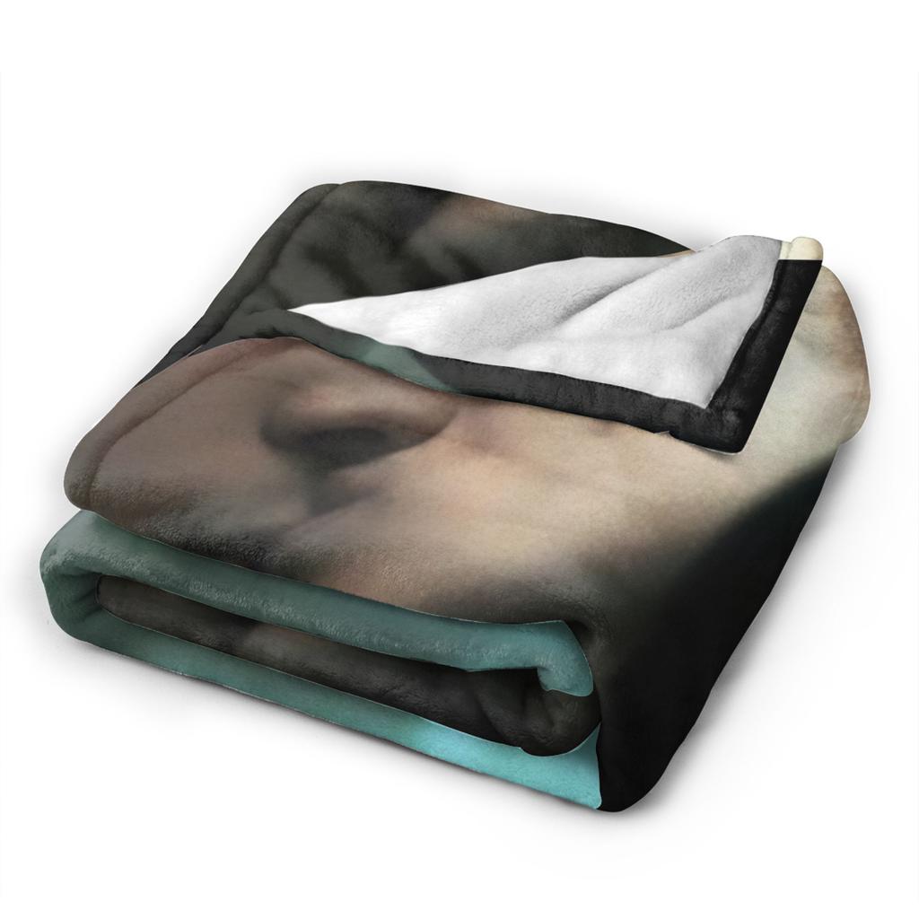 Kiss Heated Rivalry Fleece Throw Blankets Hollanov Blanket for Bed Bedroom Lightweight Bedding Throws