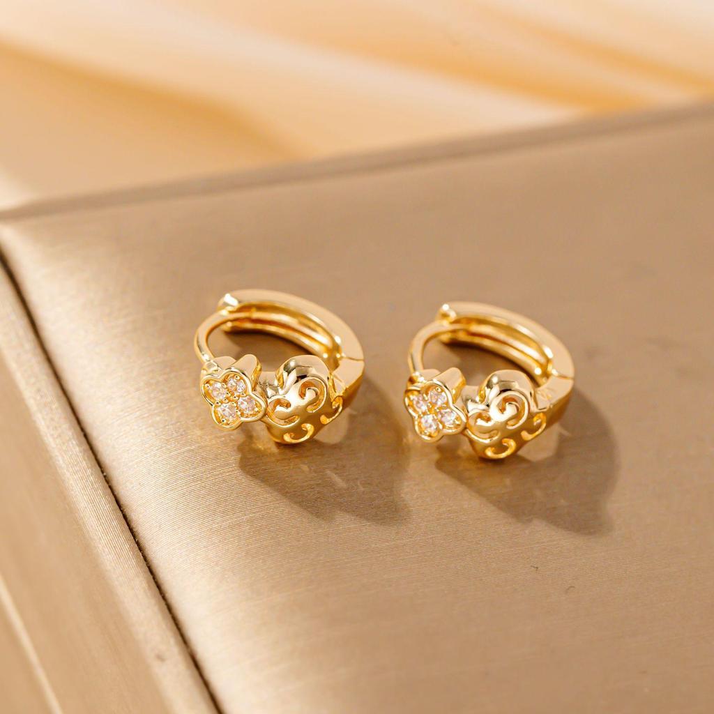 European & American Style Four-Leaf Clover Non-Piercing Stud Ear Clips