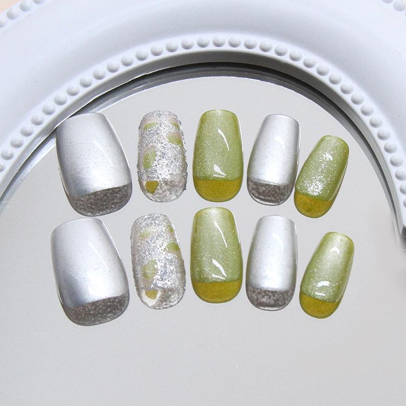 Clear green fragments fine flash quicksand cat eye fashionable white ins wind manicure patch removable 30 pieces