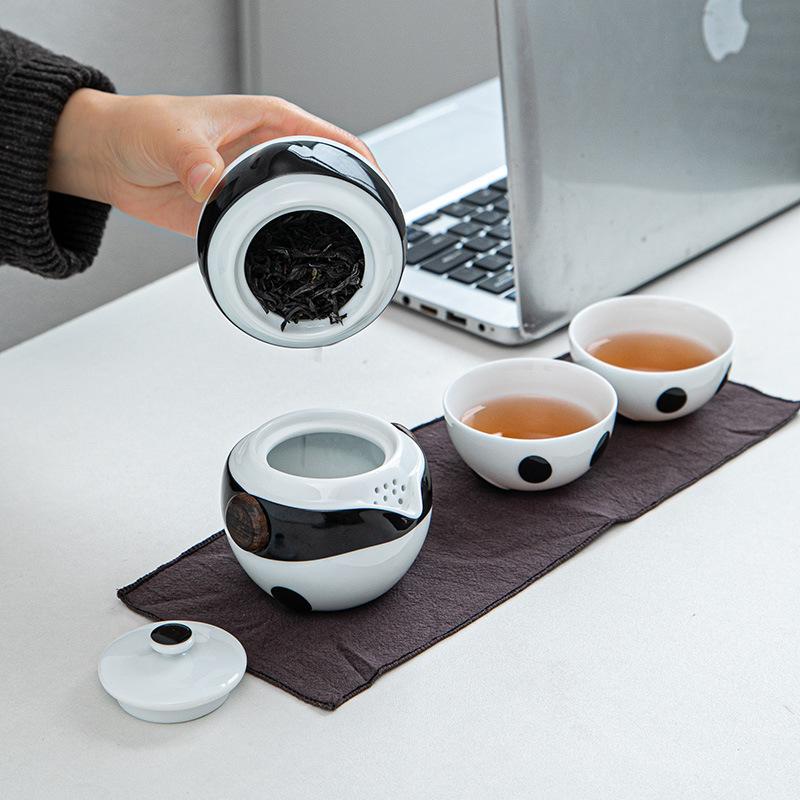 High-end Panda Travel Tea Set Portable Kuaike Cup One Pot Two Cups Ceramic Kung Fu Tea Set Gifts