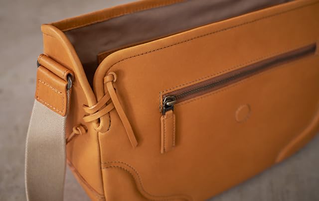 Official ORIGIN Shoulder bag made by baseball glove manufacturer Horizontal genuine leather Body bag Messenger bag bag GA142 [Tryon] Men's Women's