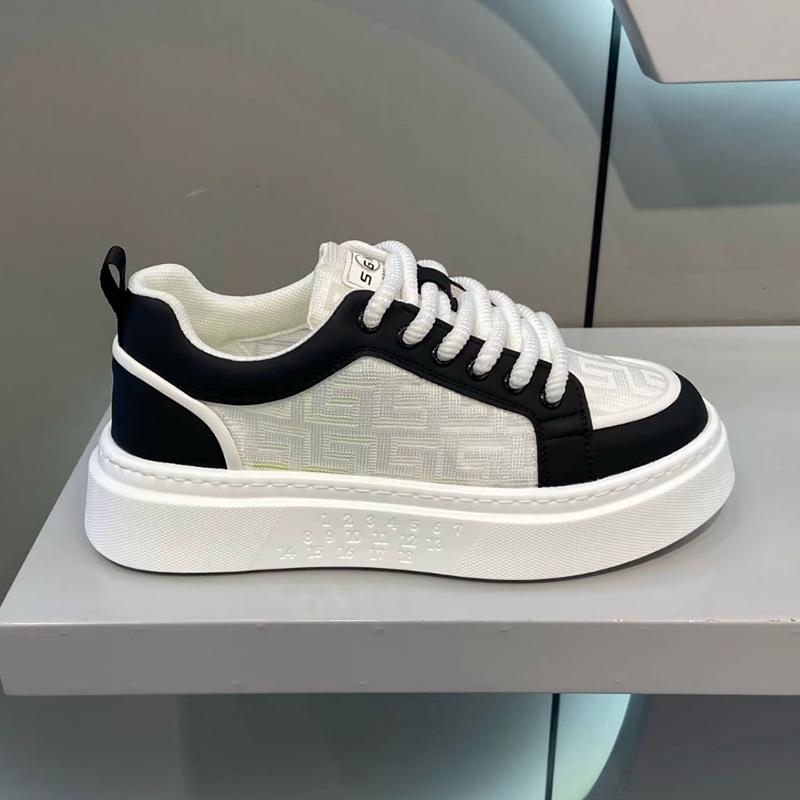 Frühling neue Lederfläche atmungsaktiv Low-Top Boardingschuhe weiche Sohle bequem einfarbig Sport Freizeit ok