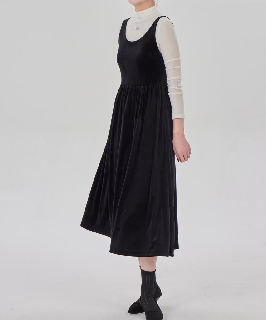 Maia Velvet Flower Dress - Black (Tencel T-Shirt Set)