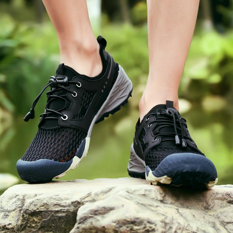 Summer Mesh Shoes New Plus Size Men's Breathable Casual Tennis Shoes Sports Outdoor Climbing Boots Mesh Surface Shoes
