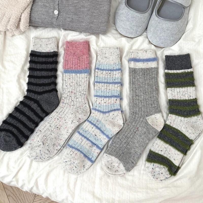 Ladies Winter Plush Warm Striped Wool Mid Barrel Pile Socks