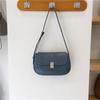 New Shoulder Bag Women's Versatile Retro Handbag To Work Commuter Women's Stereotype Niche Style Underarm Bag Women