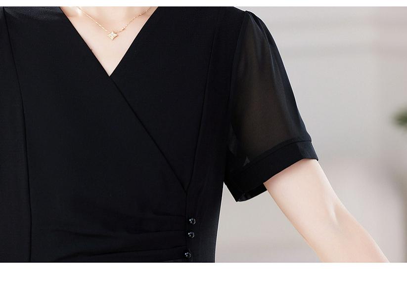 Mother's Plus Size Elegant V-Neck Two-Piece Style Summer Dress - Tummy Concealing, Stylish, Thin, Chinese-Inspired Design