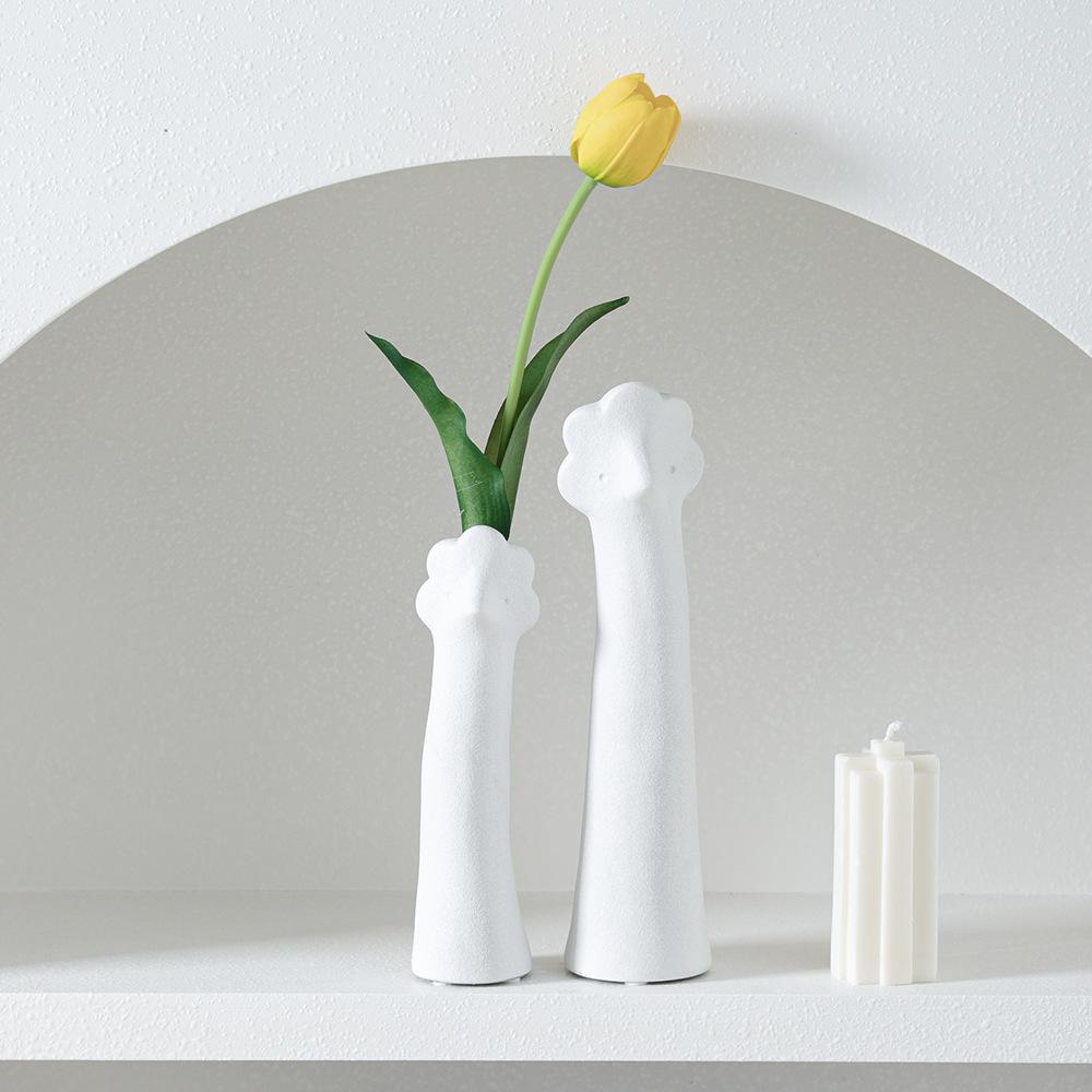 Keramikvas Tecknad Figur med Händerna på Höfterna Vit Frostat Blomkruka Hydroponiska Prydnader Blomvas Heminredning