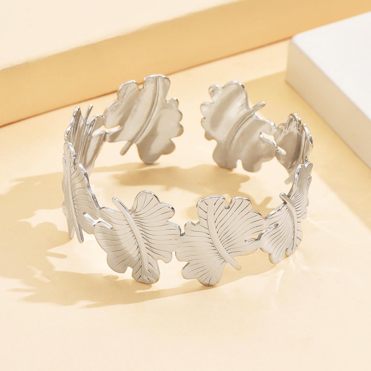 Stylish Open Bangle with Wide Leaf Design - Versatile Bamboo Leaf Stainless Steel Bracelet