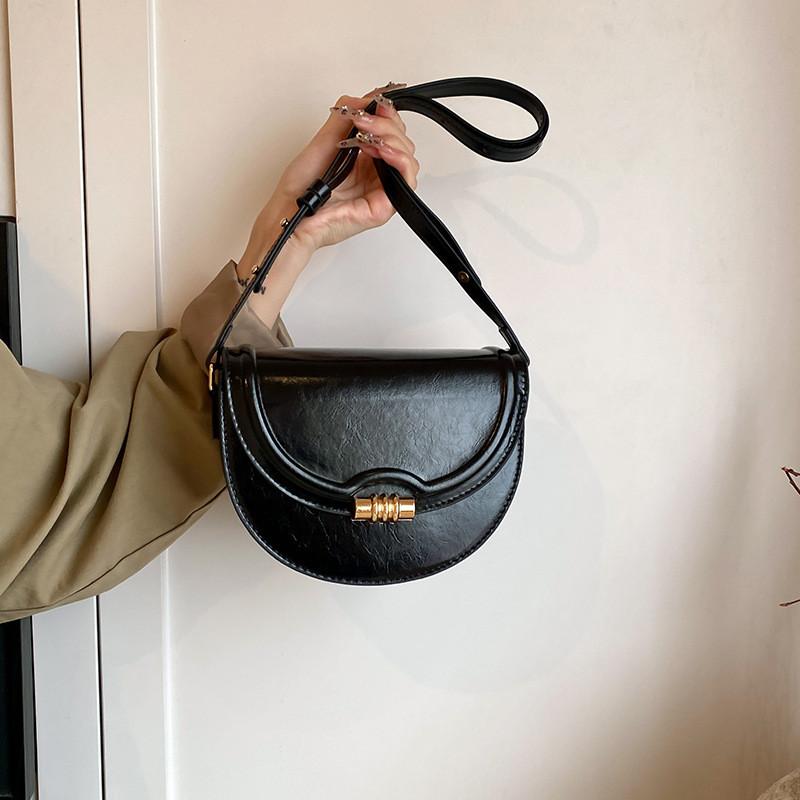 Ielgy Korean Niche Underarm Bag Retro Saddle Bag High-End Fashion Crossbody
