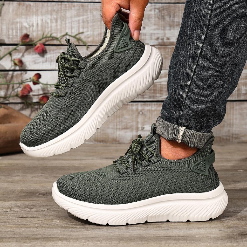 New Style Women's Extra-large Size Casual Shoes with Padded Thick Soles and Sporty Design
