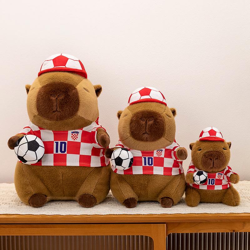 Grenzüberschreitender Fußball Baby Capybara Plüschpuppe - Niedliches und Benommenes Spielzeug