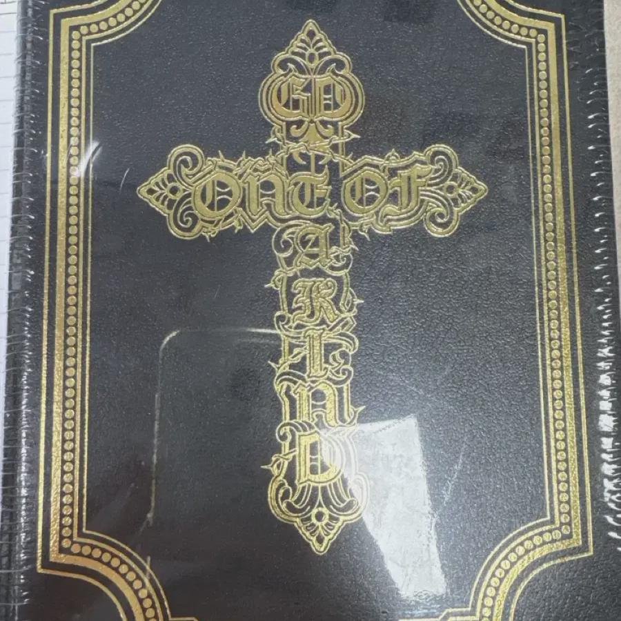 

G-dragon One Of A Kind Золотое издание