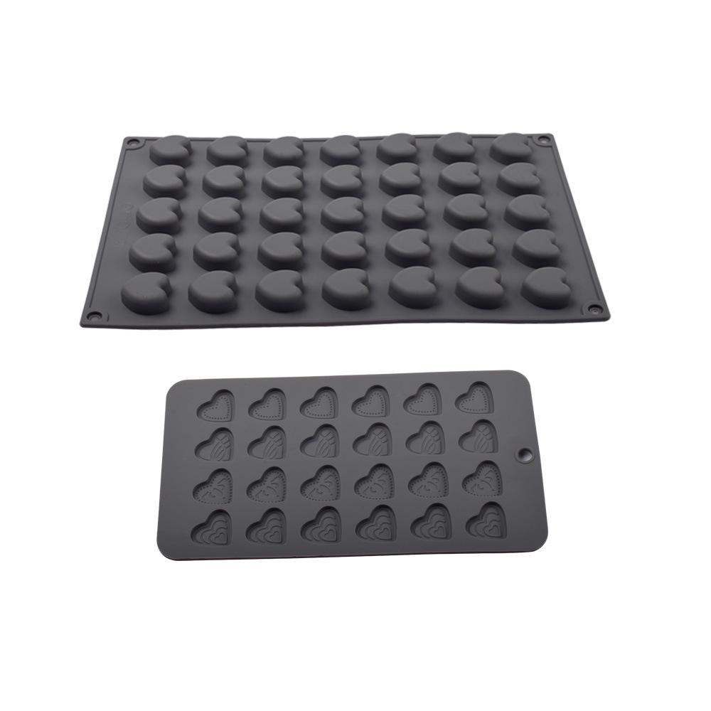 15-Cavity Heart-Shaped Silicone Mold for Chocolate, Candy, Cake, Ice Cubes, or Epoxy.